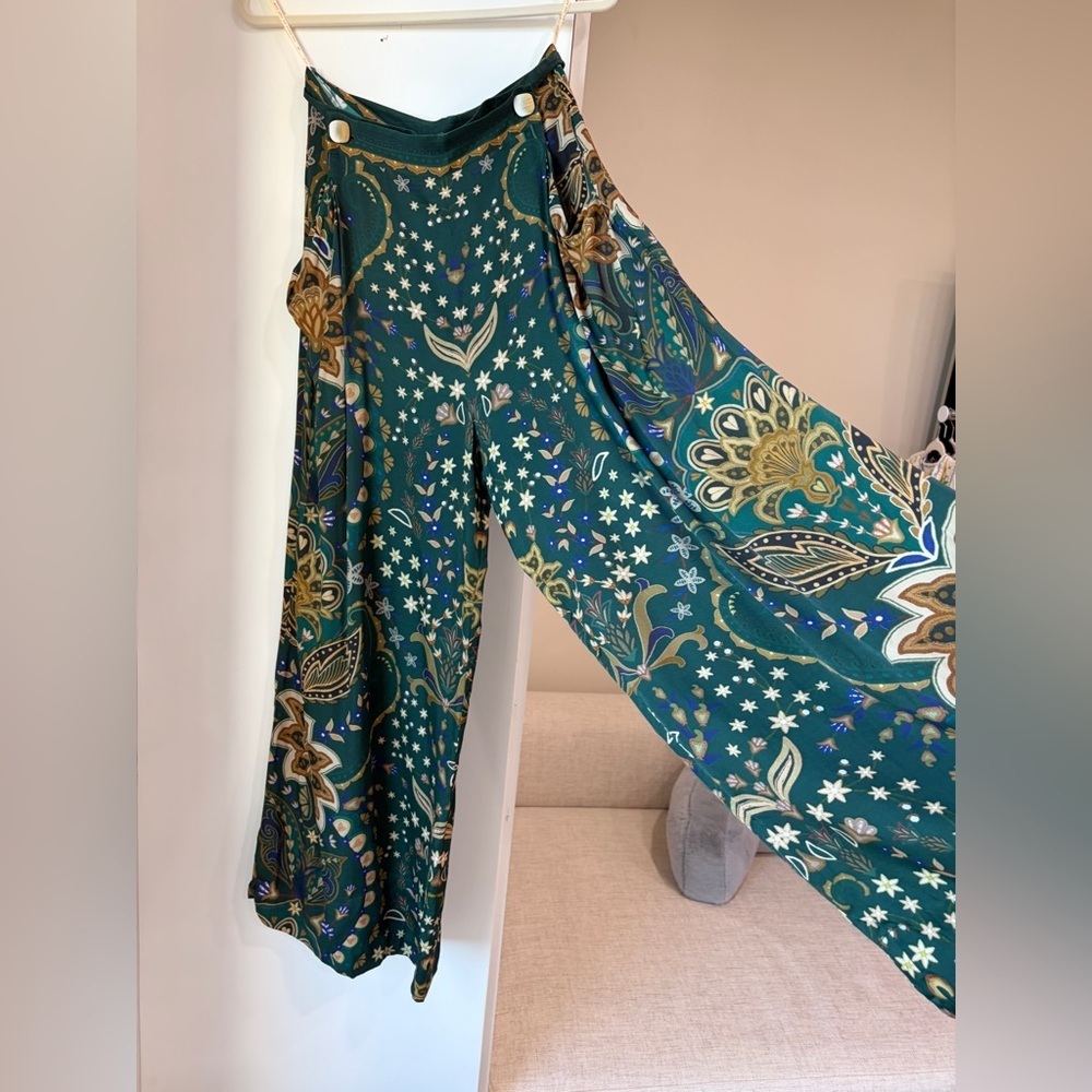 Farm Rio: Black Jaipur Lenzing Viscose Flare Pants - Picture 6 of 13
